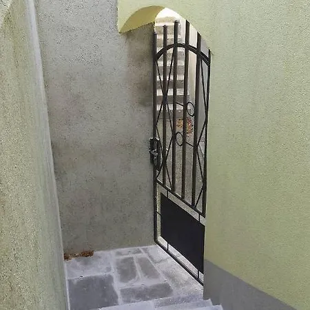 Appartamento House 42 *