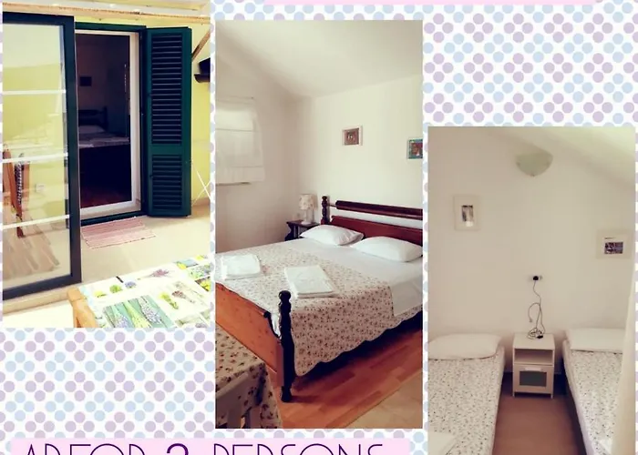 Apartament House 42 *