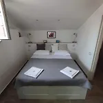 Apartment House 42