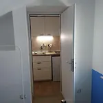 House 42 *