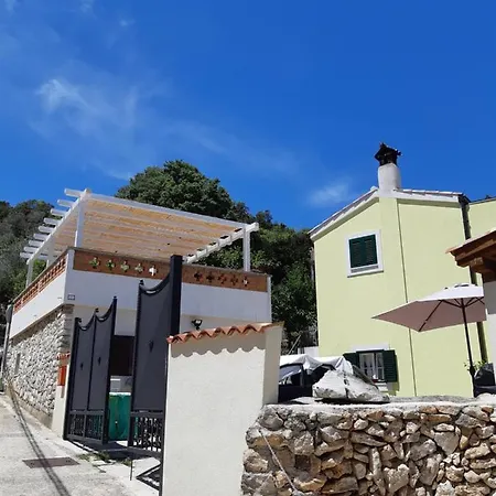 House 42