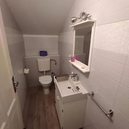 House 42 Apartment