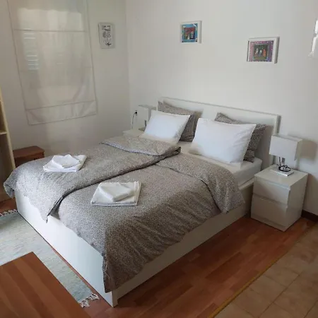 Διαμέρισμα House 42