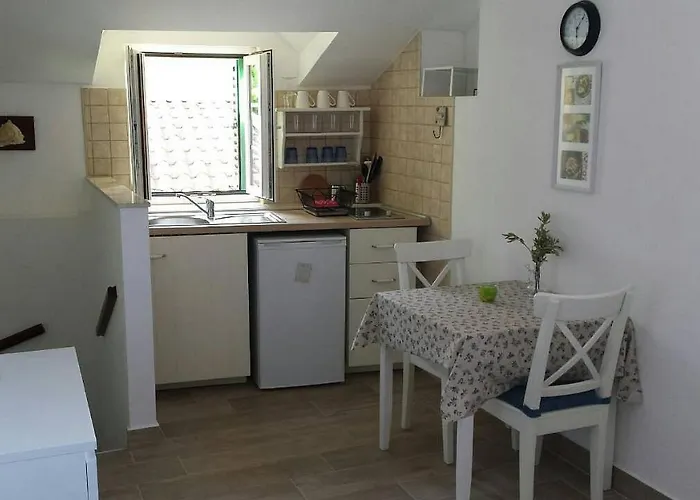 Appartement House 42 *